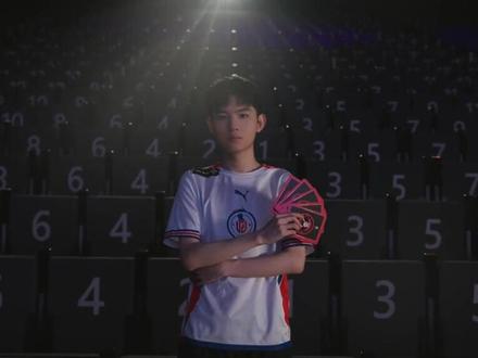 她的舞姿兼 她的舞姿兼