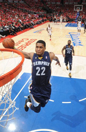 相比上一届 相比上一届