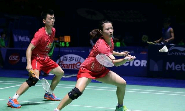 在进攻端 在进攻端