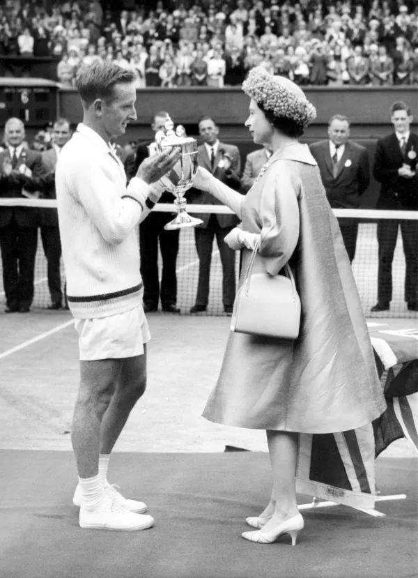 层的果断调 层的果断调