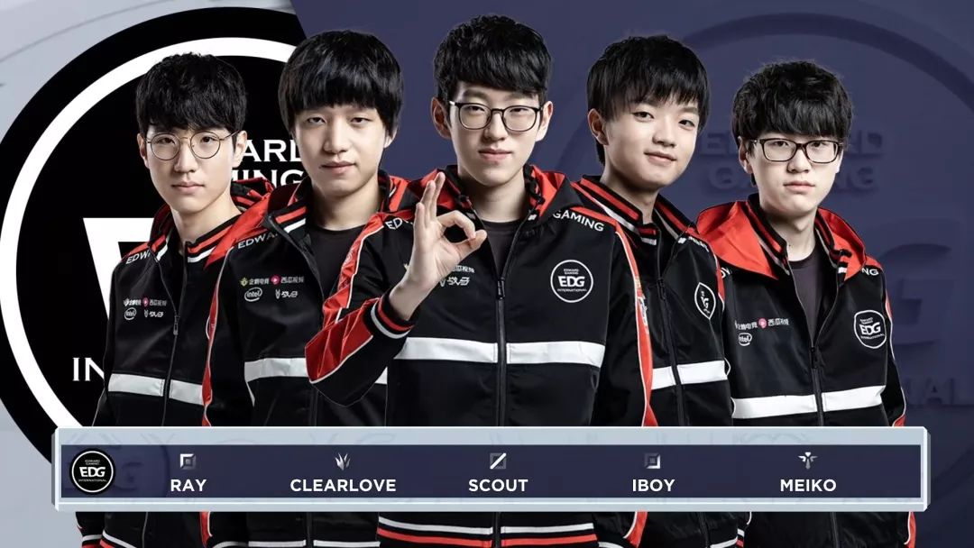 亚历山大 亚历山大